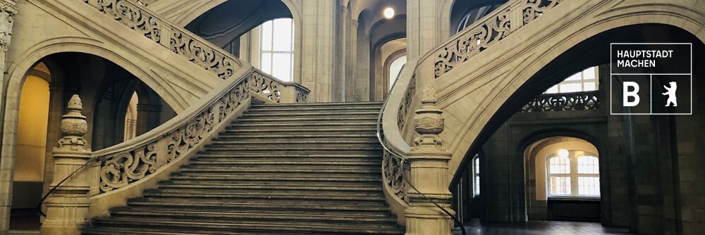 Header   Haupttreppe